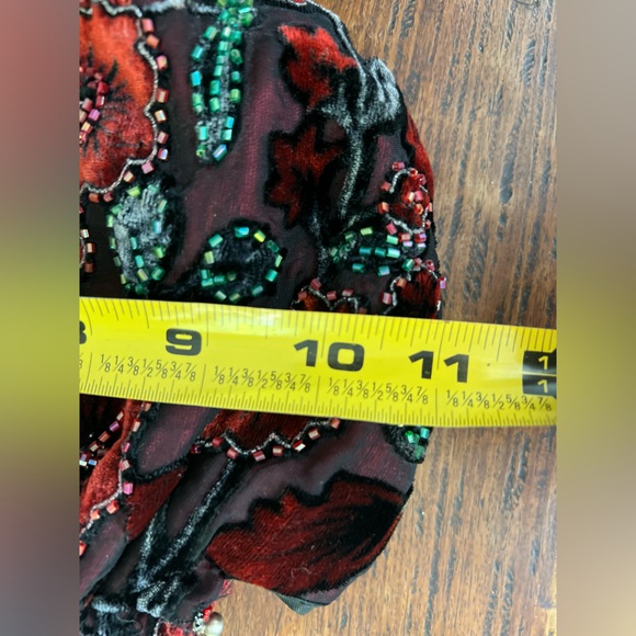 Velvet and beaded purse - Picture 7 of 7